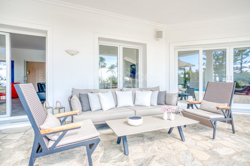Elegant 4-Bedroom Villa with Sea & Mountain Views in Prestigious Hacienda Las Chapas, Marbella