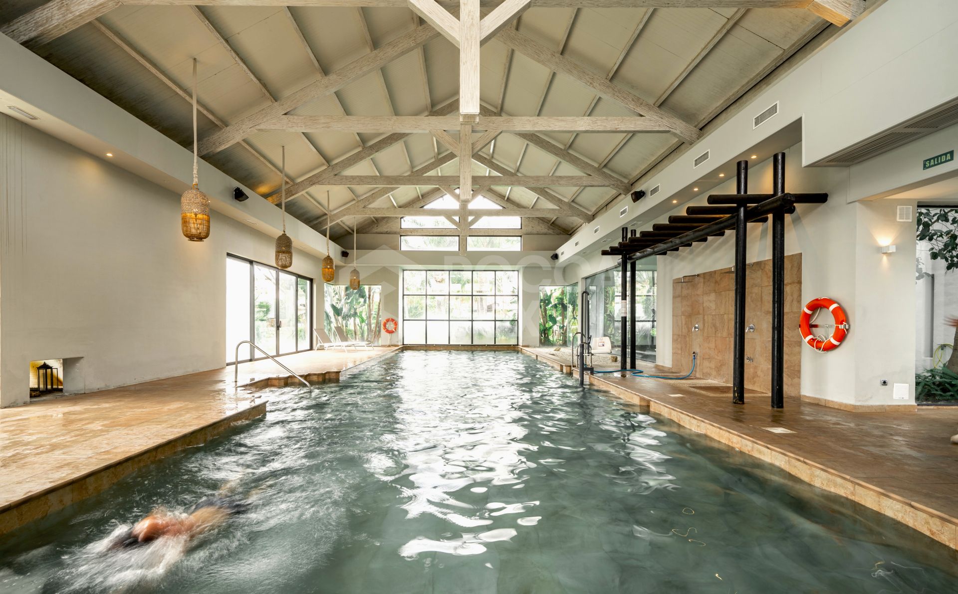 Modern 5-Bedroom Villa with Private Pool and Golf Views in a Gated Luxury Community