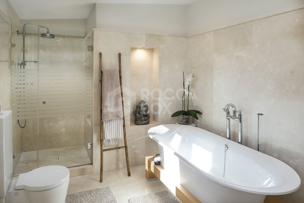 Charming Andalusian Villa with Pool, Jacuzzi & Total Privacy