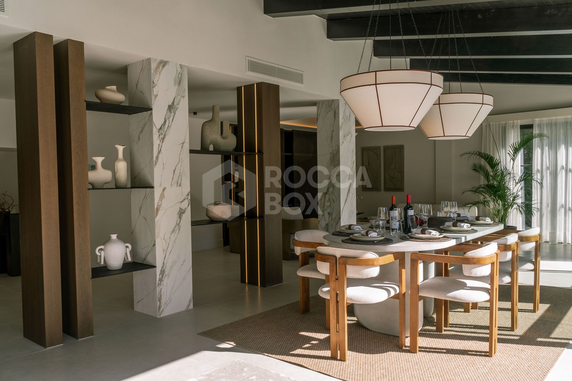 Exquisite Five-Bedroom Luxury Villa with Private Pool and Garden