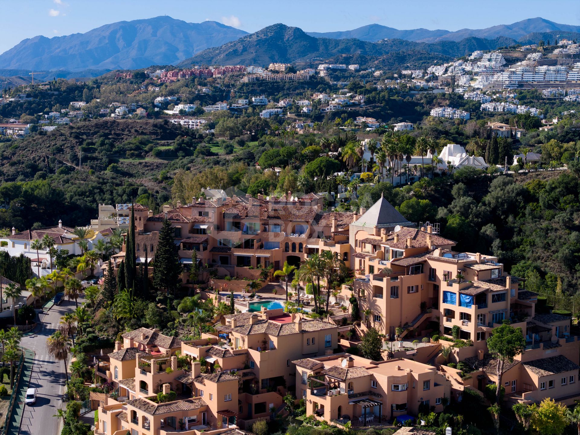 Exquisite Luxury Duplex Penthouse with Panoramic Views