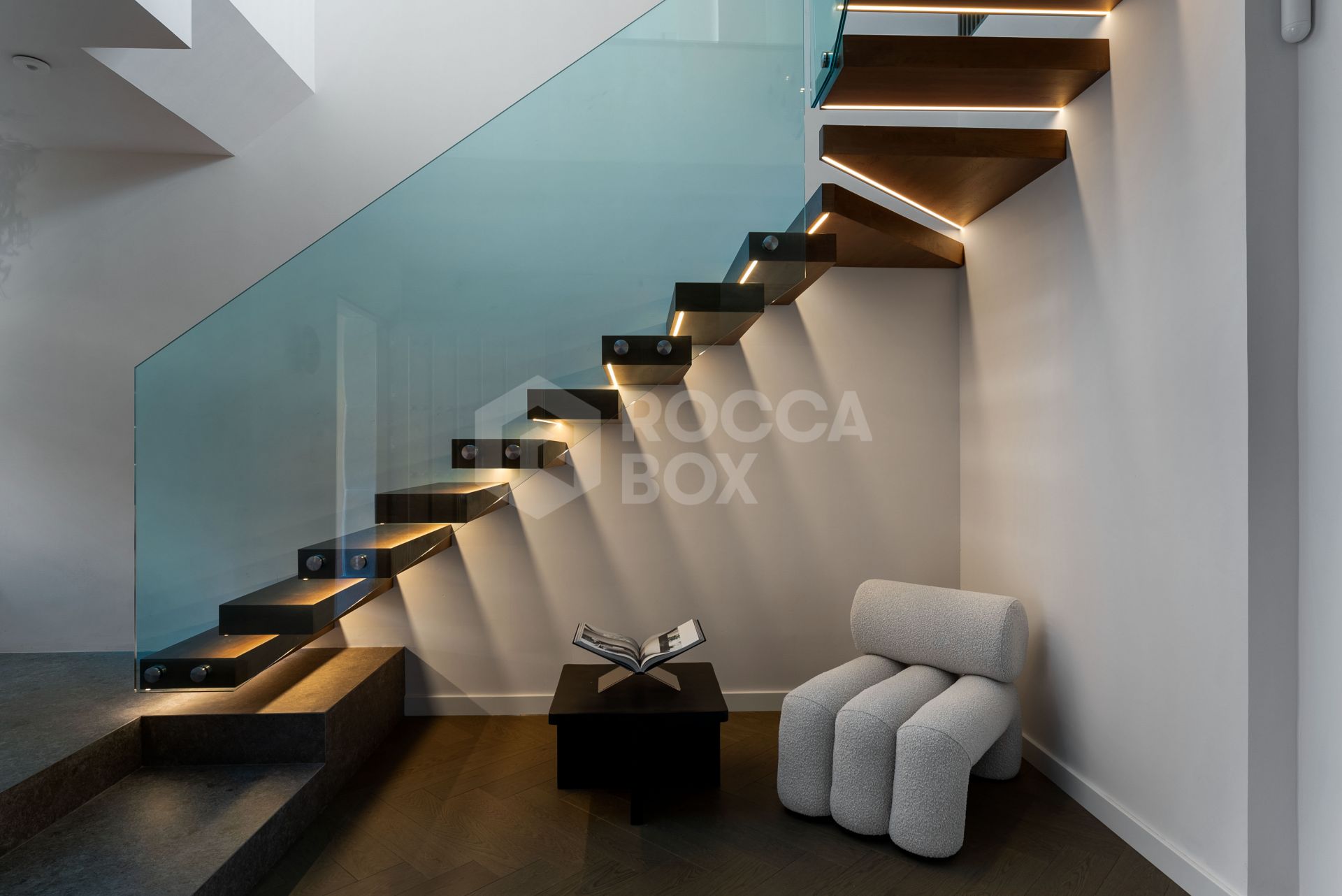 Exquisite Luxury Duplex Penthouse with Panoramic Views