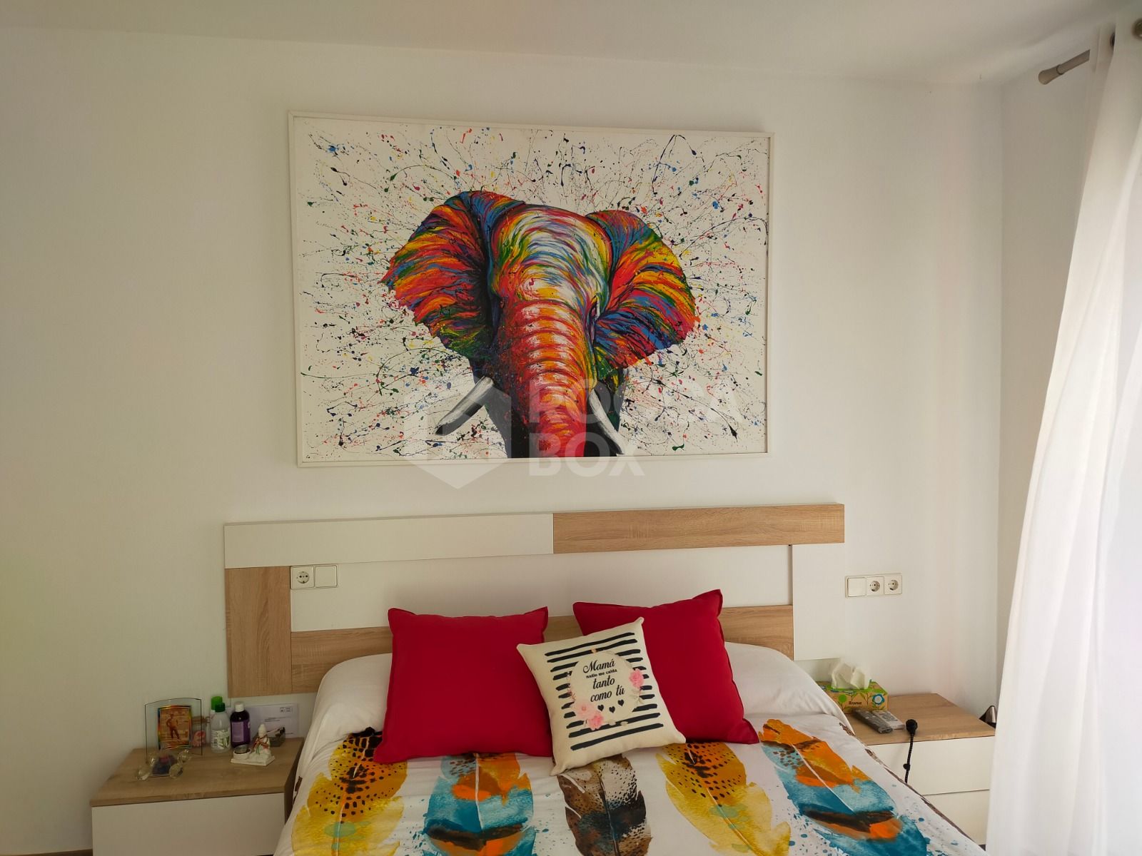 Elegant Three-Bedroom Town House with Private Garage and Communal Pool