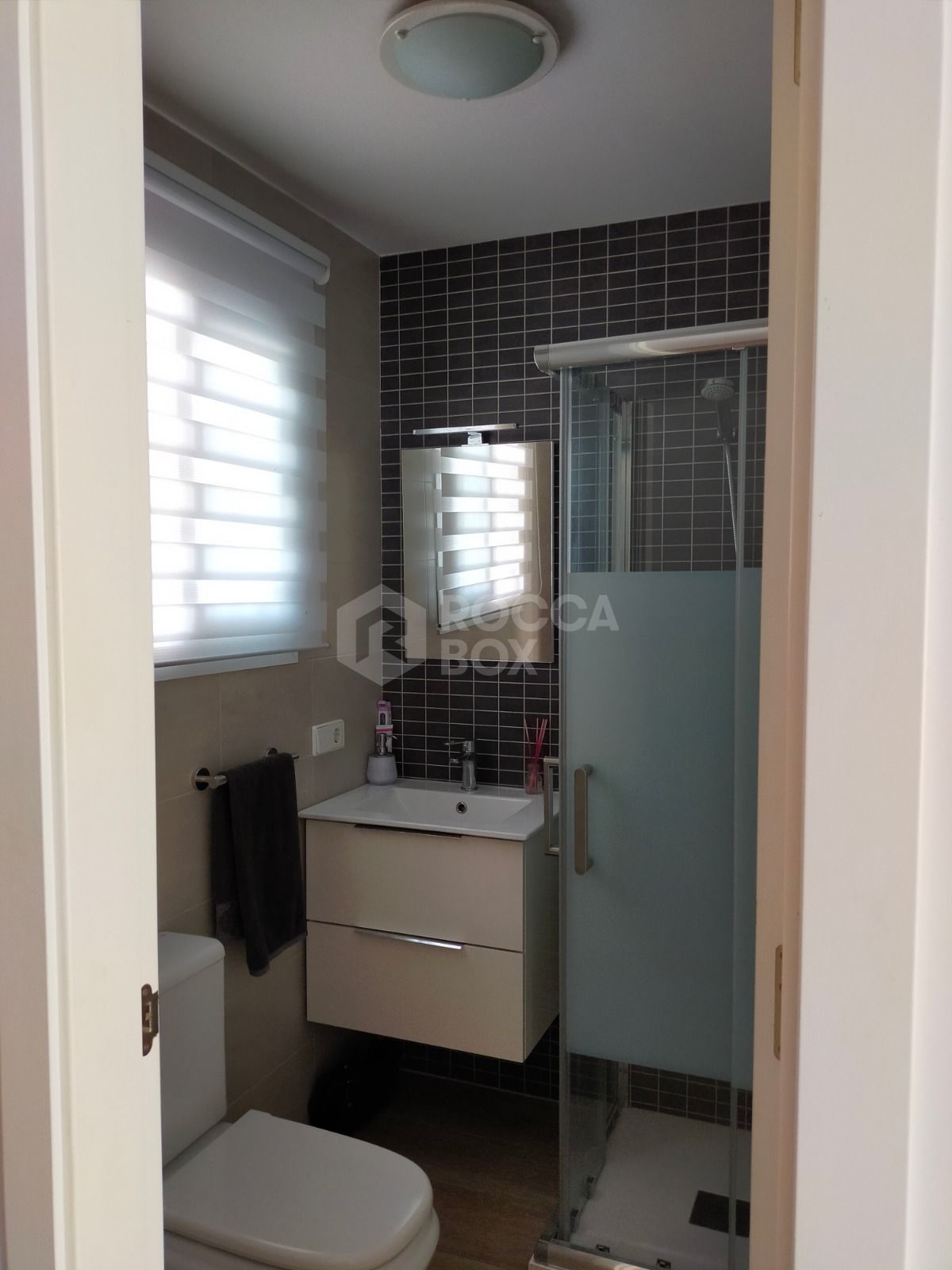 Elegant Three-Bedroom Town House with Private Garage and Communal Pool