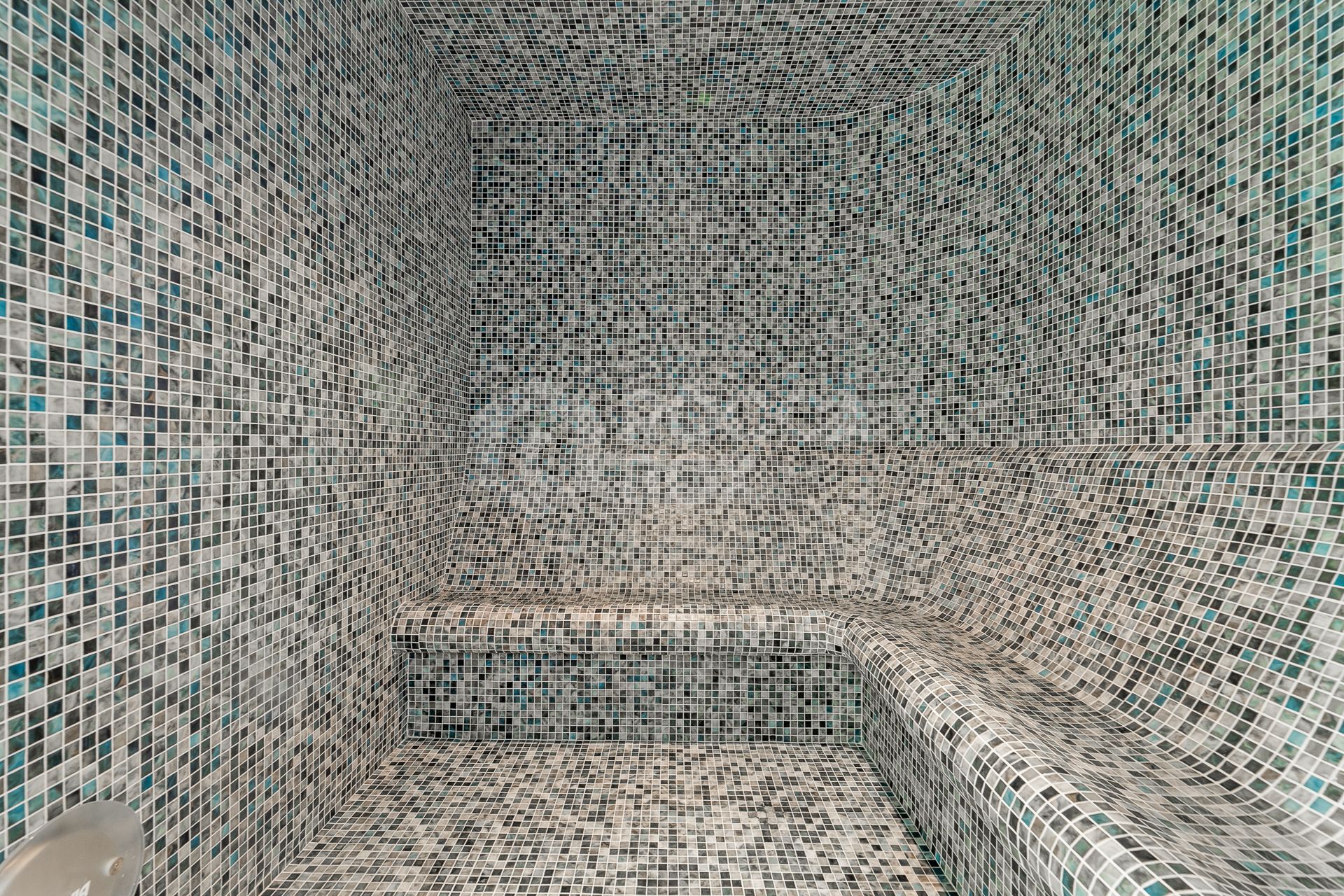 Luxury Villa with Panoramic Sea Views and Exceptional Amenities