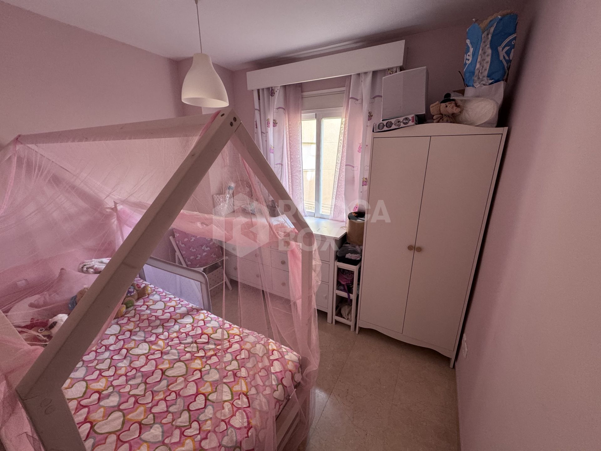 Spacious 4-Bedroom Apartment 400 Metres from the Beach with Excellent Local Amenities