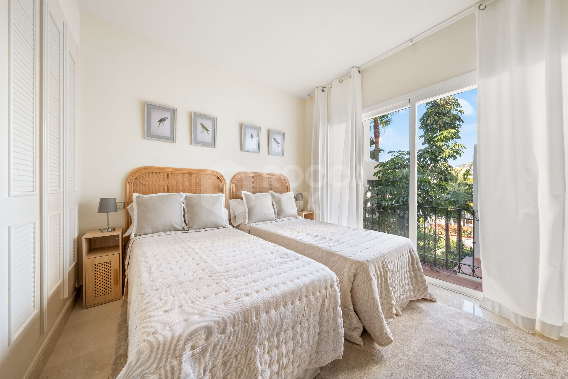 South-Facing Renovated 2-Bedroom Apartment with Front Sea Views