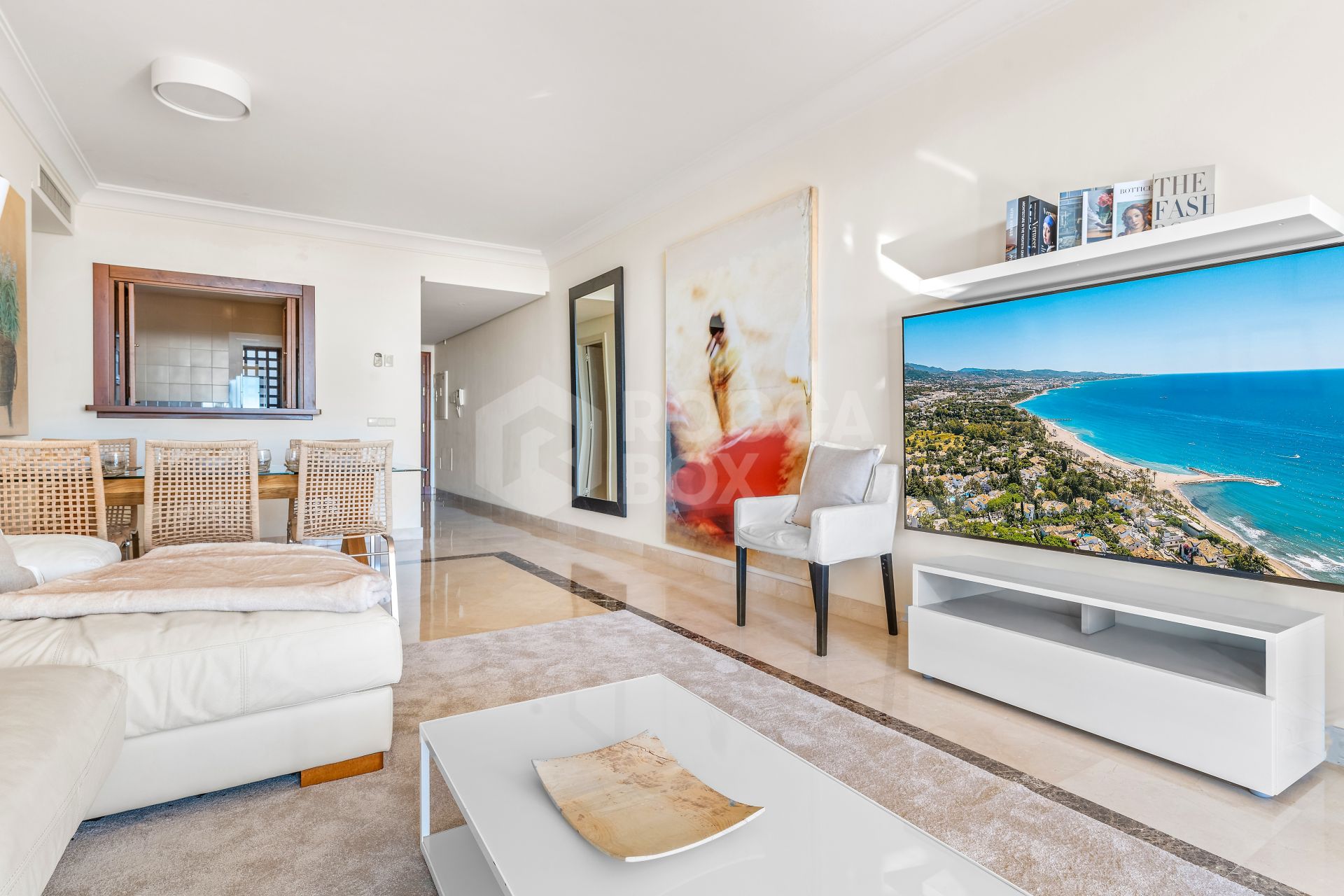 South-Facing Renovated 2-Bedroom Apartment with Front Sea Views