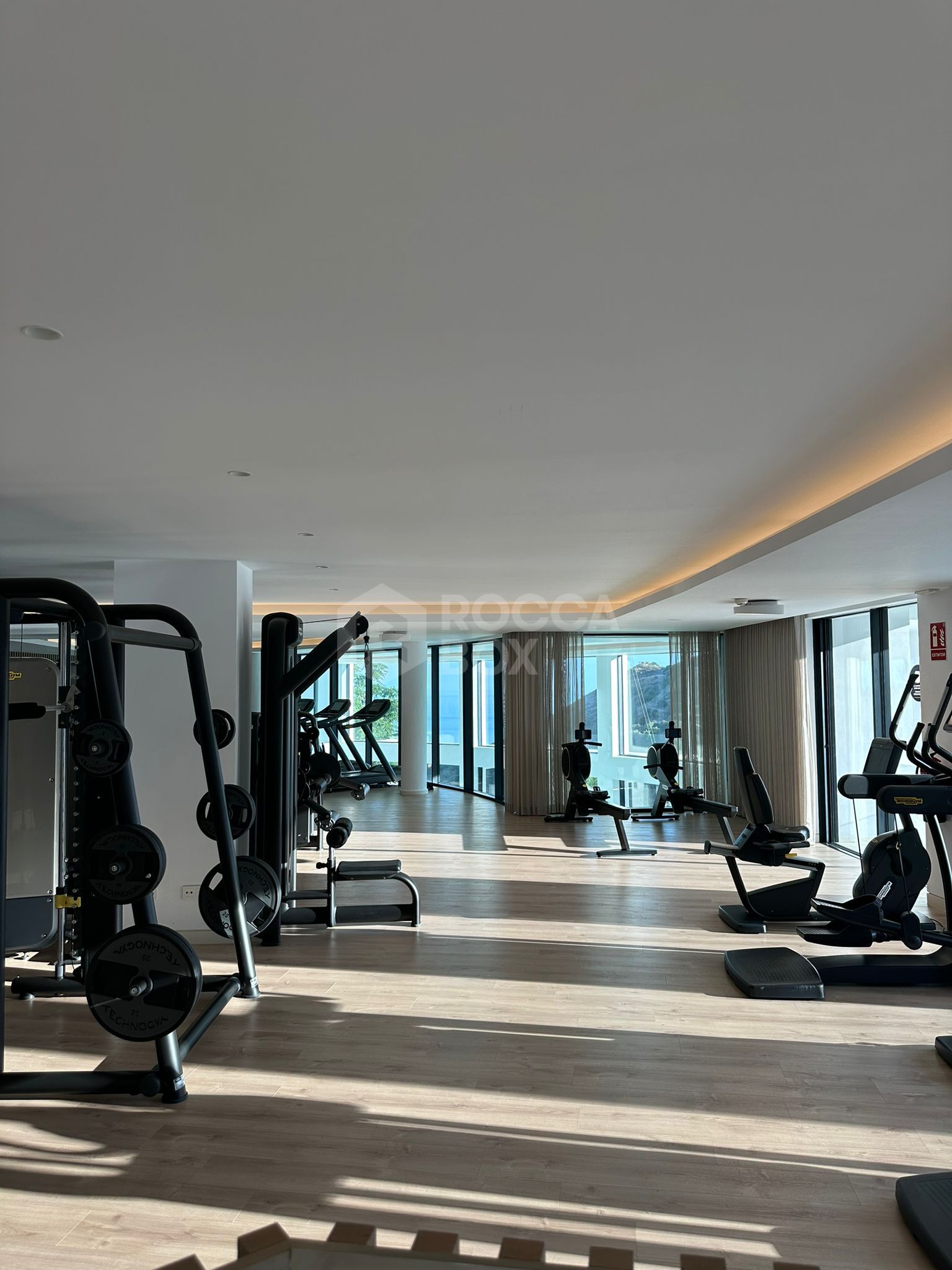 Contemporary Living with Panoramic Views in Marbella