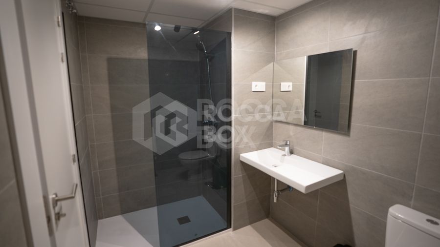 Brand New 3-Bedroom Apartment in Pine Hills, Fuengirola – Sea Views