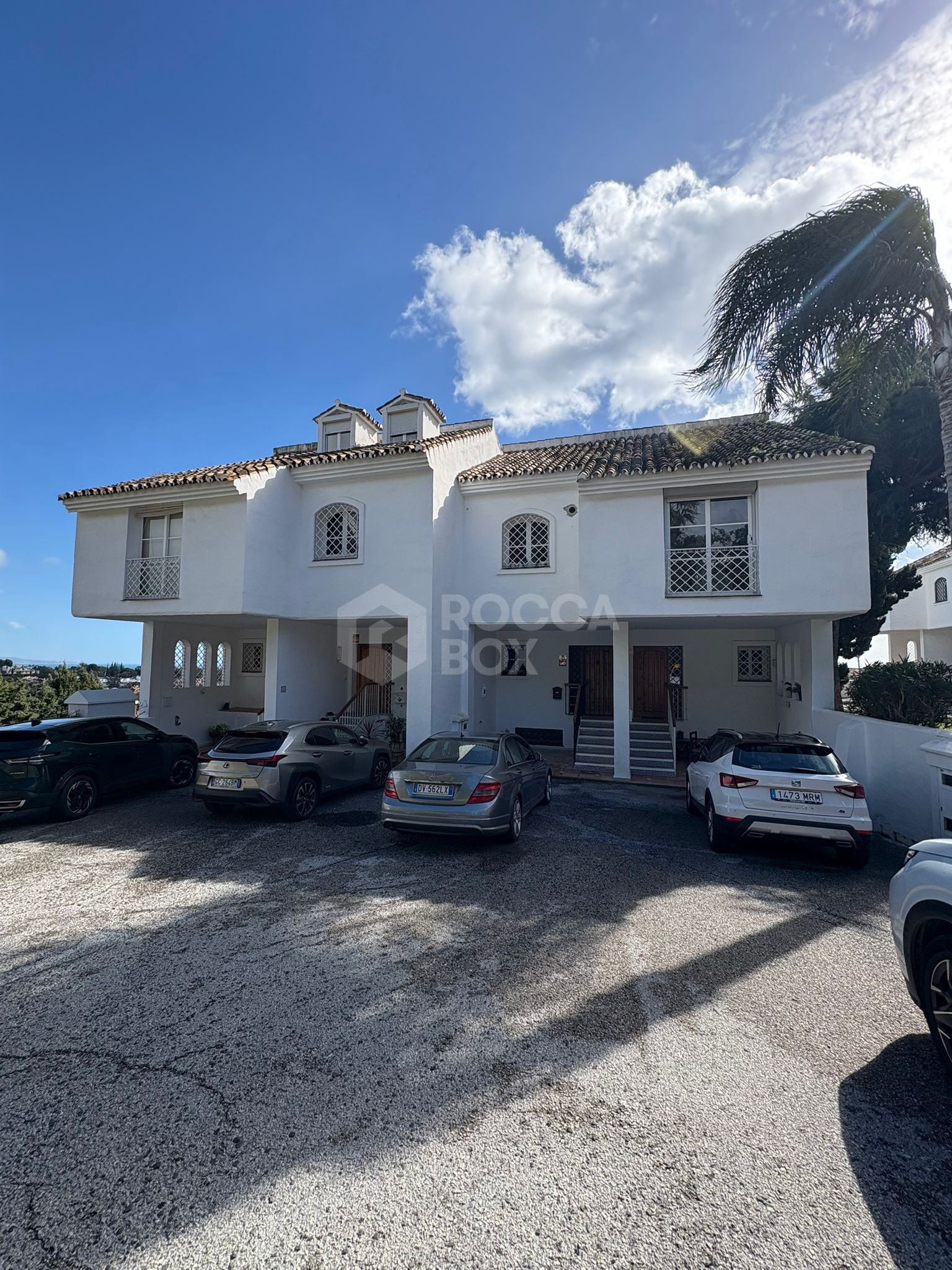 Beautiful 3-Bedroom Duplex Apartment in El Paraíso, Costa del Sol