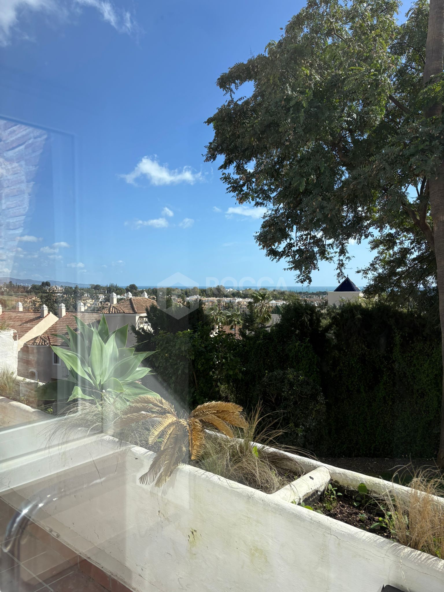 Beautiful 3-Bedroom Duplex Apartment in El Paraíso, Costa del Sol