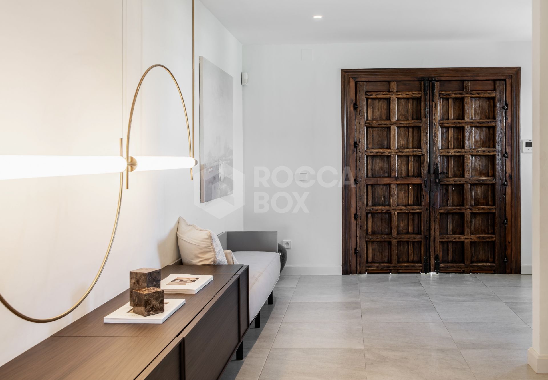 Exquisite Five-Bedroom Luxury Villa with Panoramic Views and Private Pool