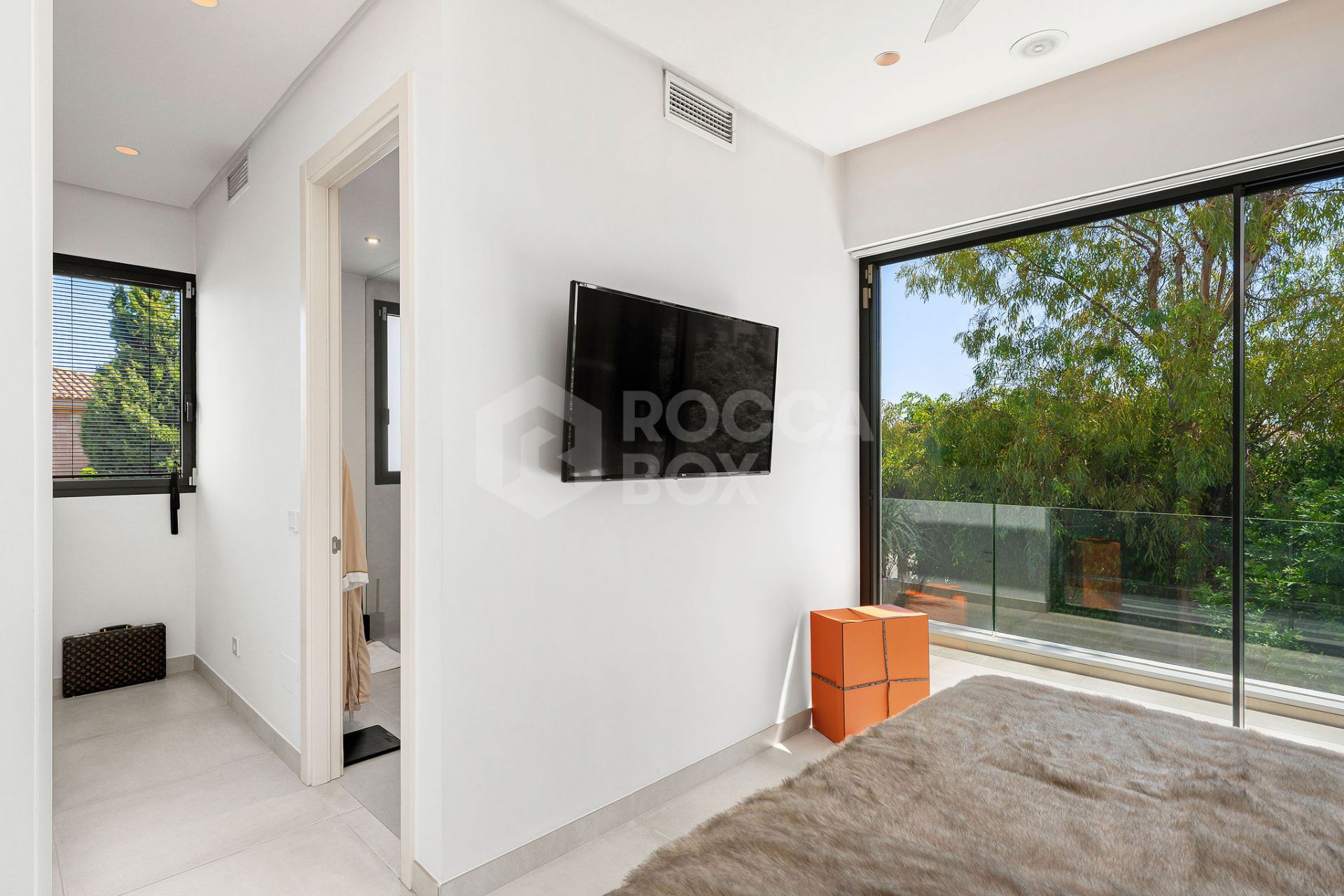 Modern Luxury Villa in Estepona East