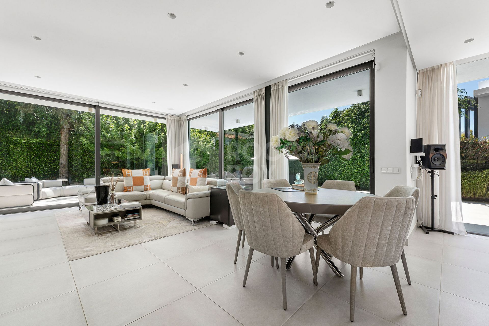 Modern Luxury Villa in Estepona East