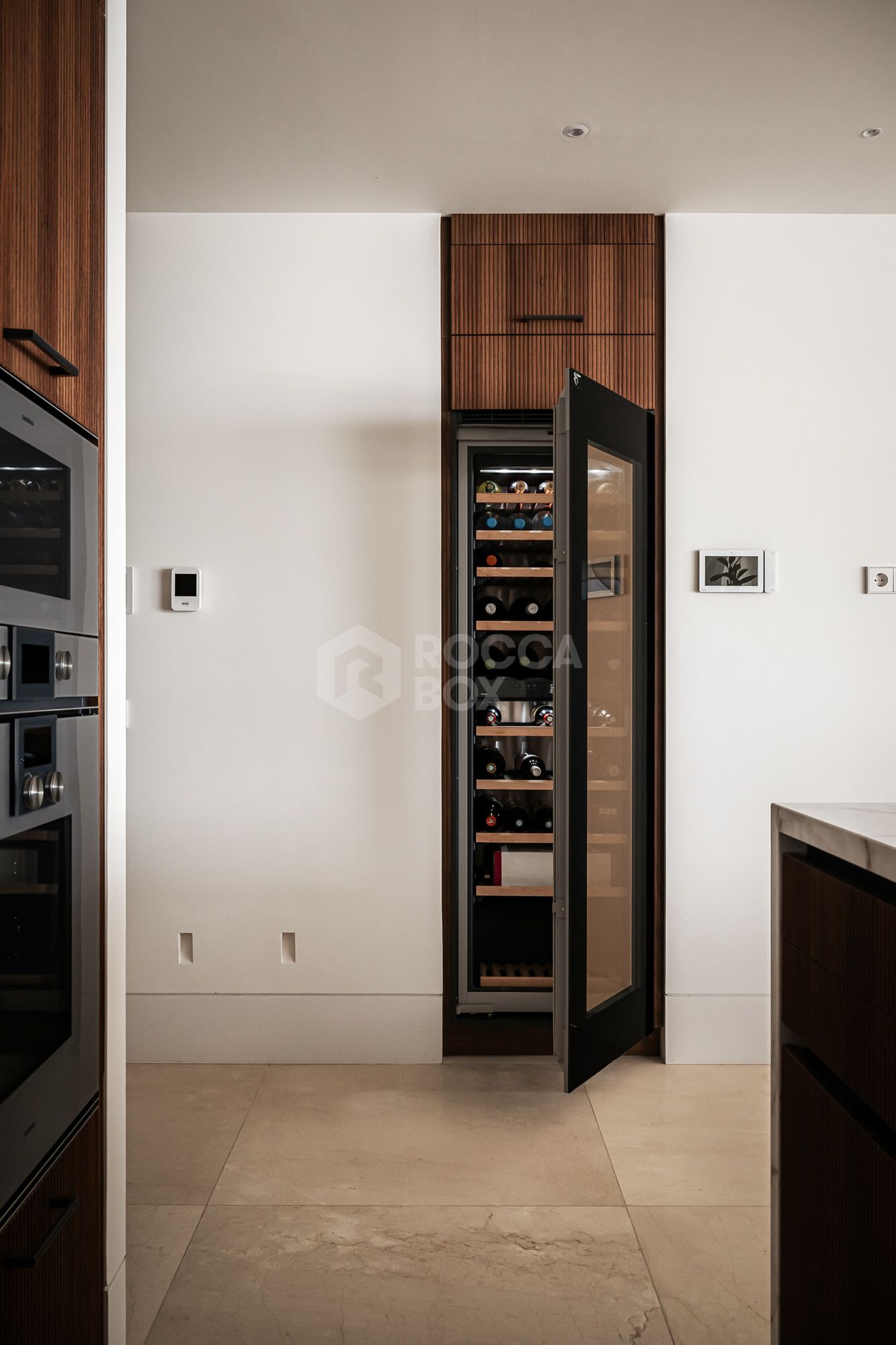 Luxury Apartment with Panoramic Views and Absolute Privacy