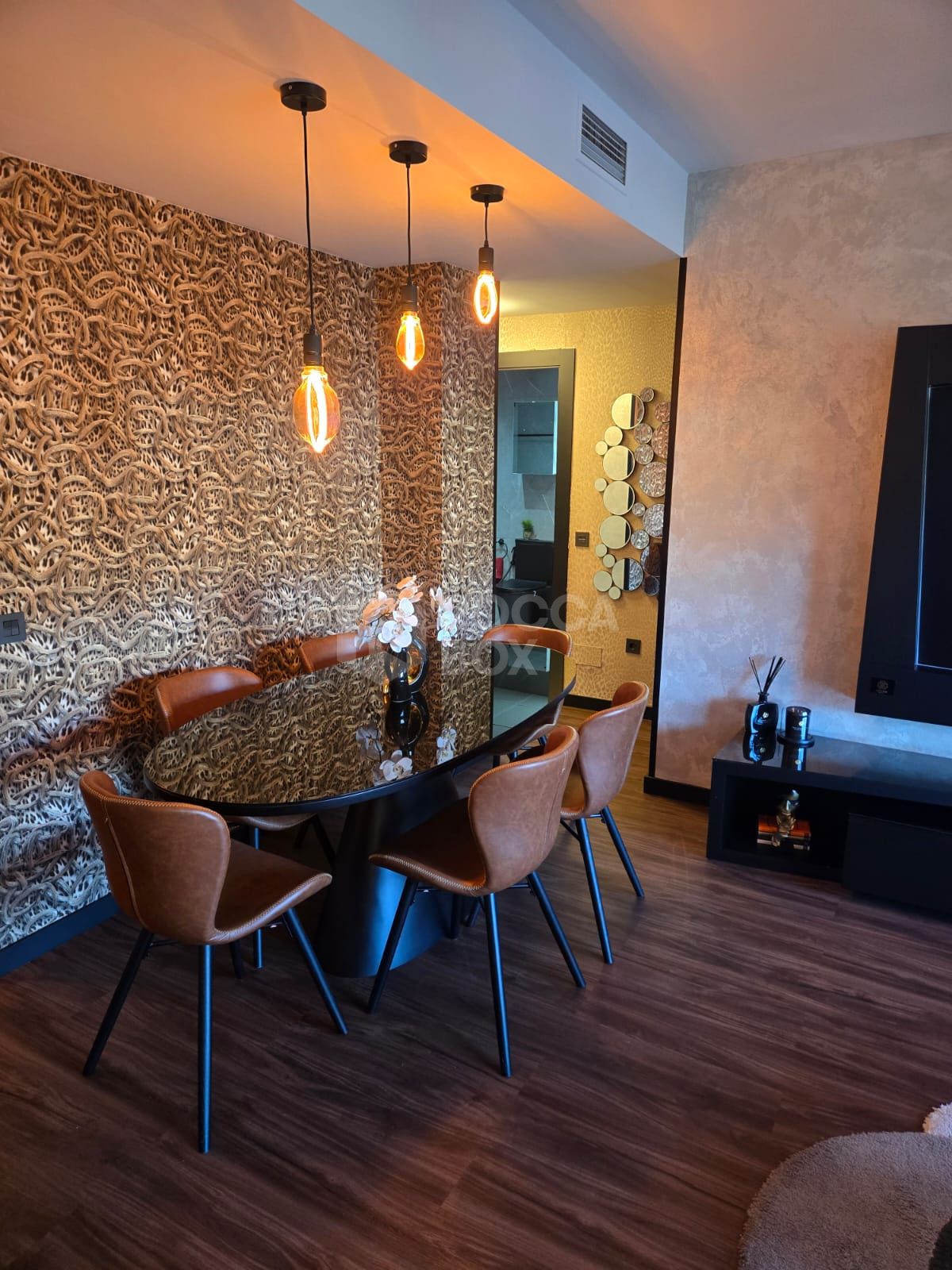 Elegant Three-Bedroom Apartment with Spacious Terrace