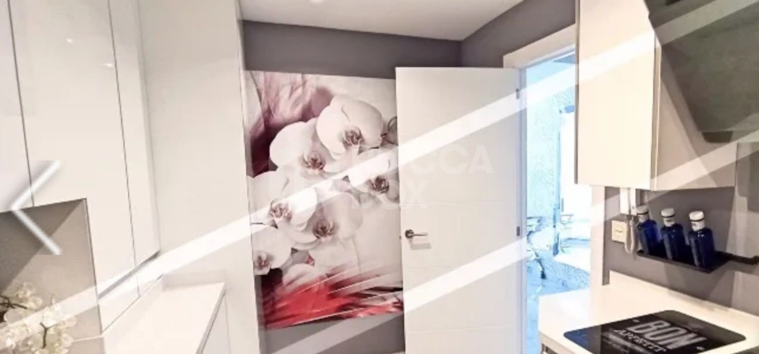 Elegant Three-Bedroom Apartment with Spacious Terrace