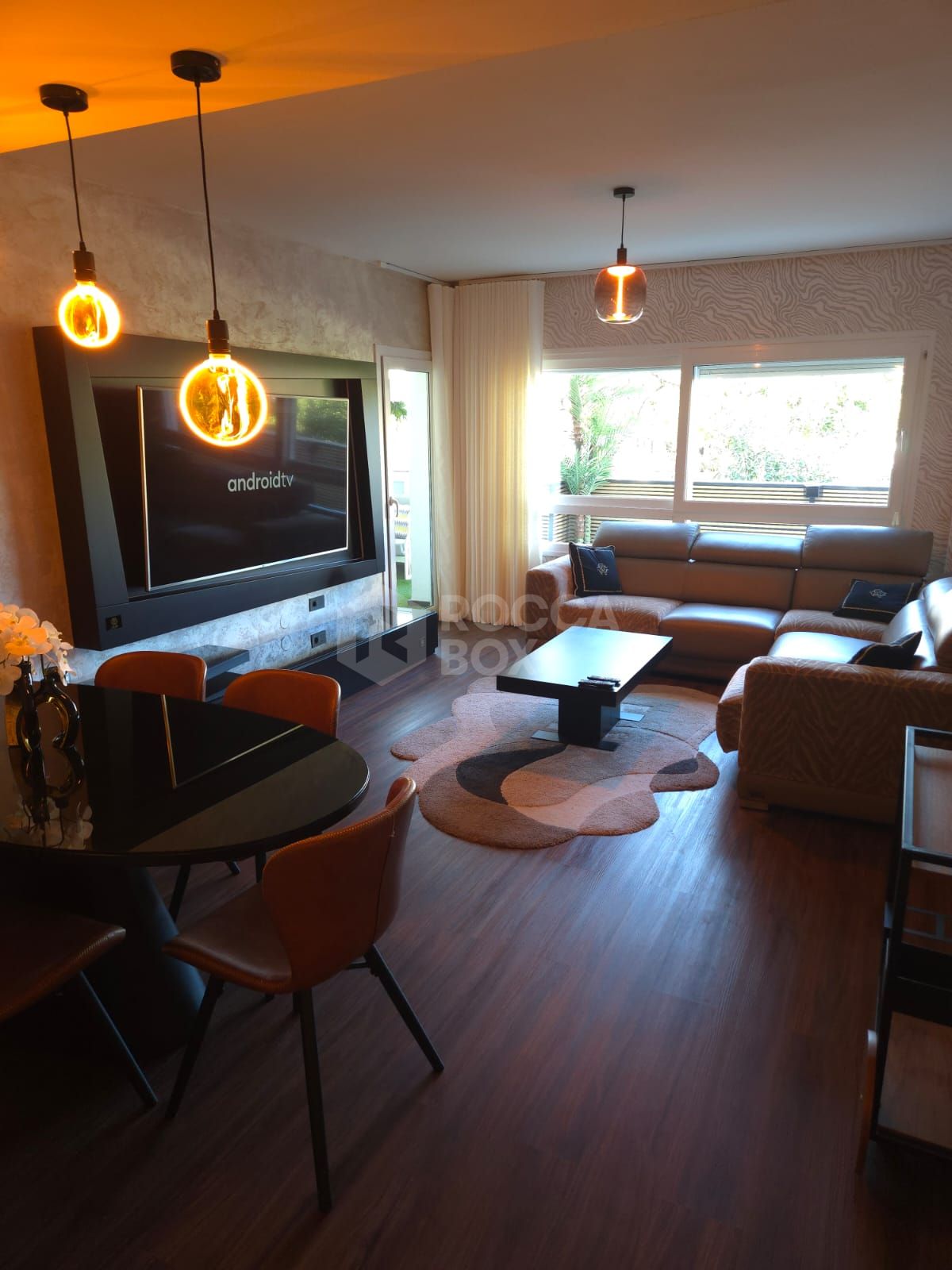 Elegant Three-Bedroom Apartment with Spacious Terrace