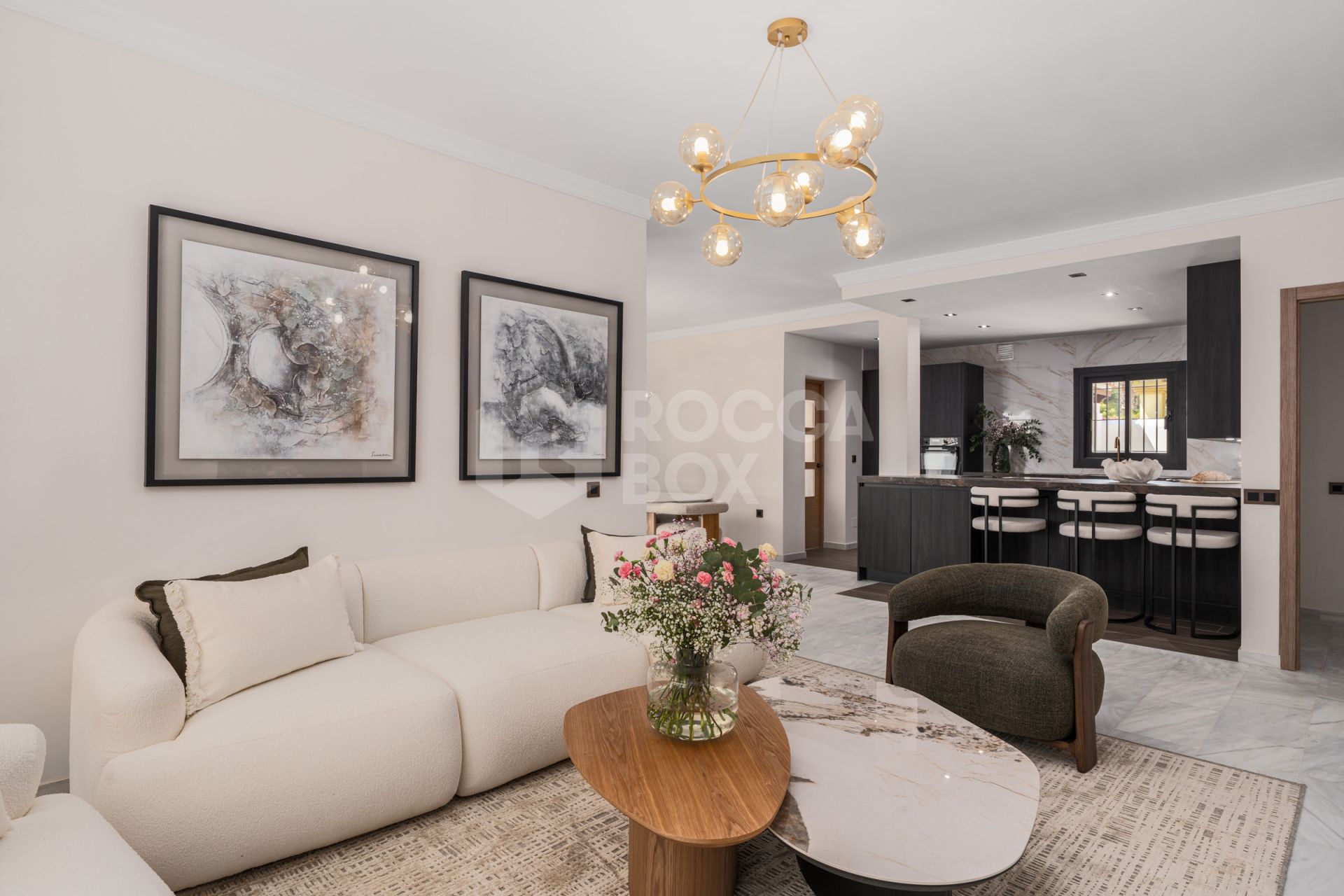 Exquisite Six-Bedroom Luxury Villa in The Heart Of Nueva Andalucia