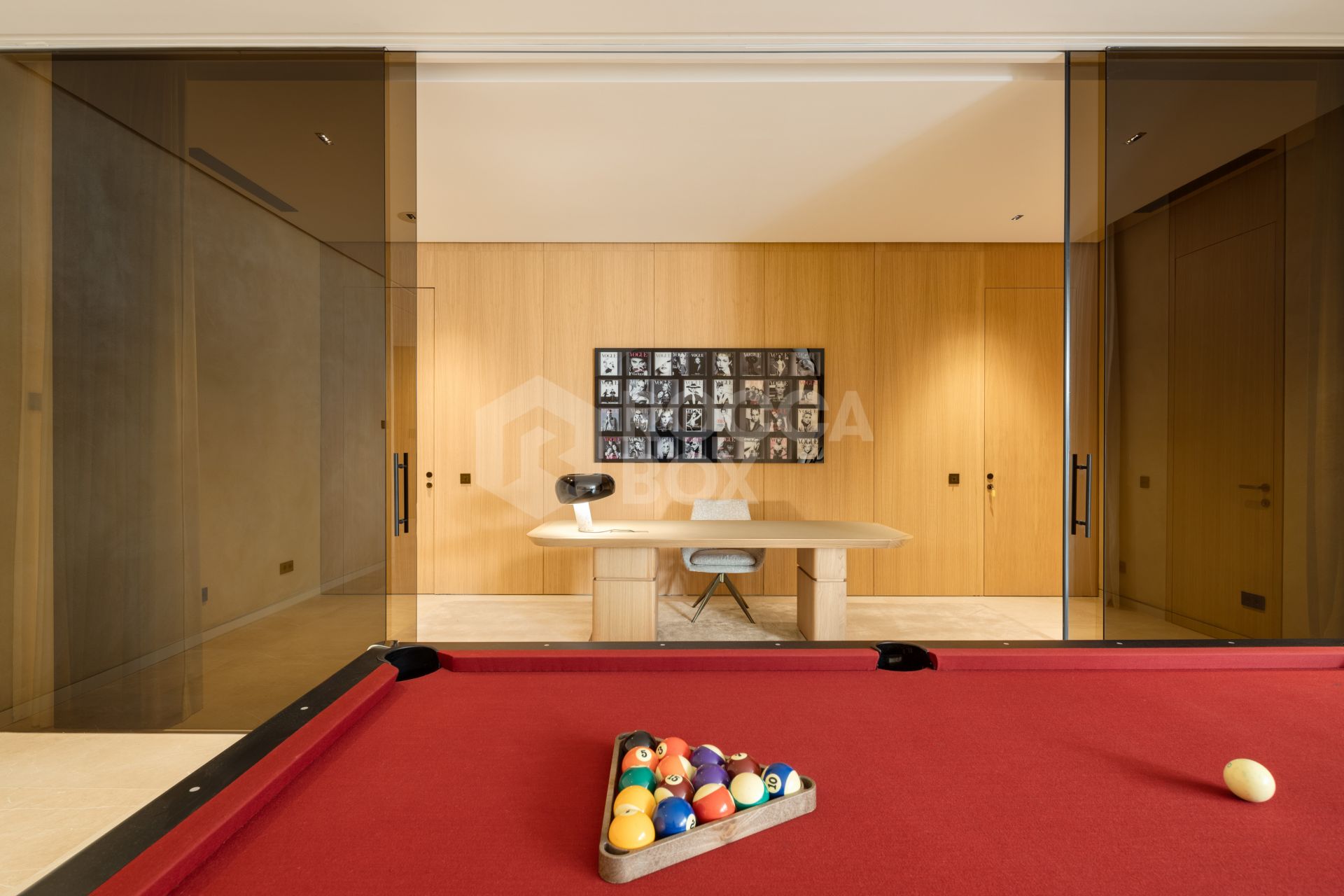 Exquisite Six-Bedroom Luxury Villa with Panoramic Views in El Madroñal