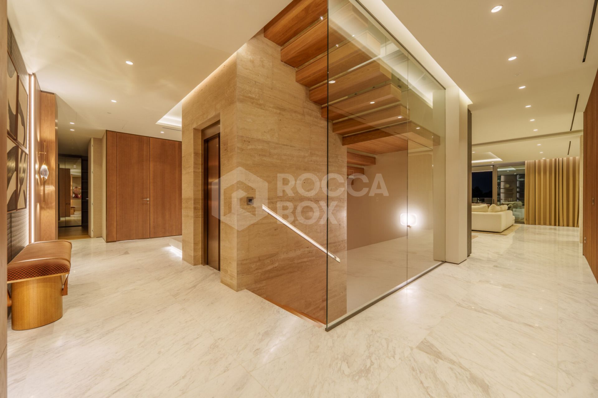 Luxury Duplex Penthouse on Marbella´s Golden Mile