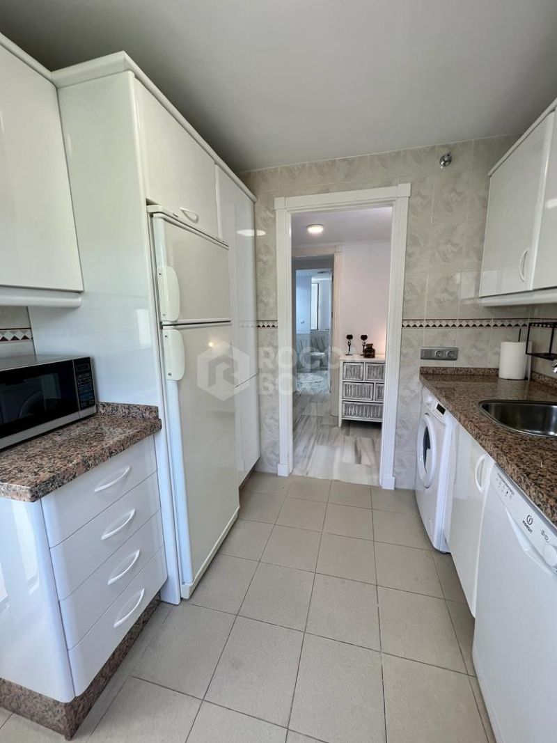 1-Bedroom Apartment in Los Naranjos, Aloha – Costa del Sol