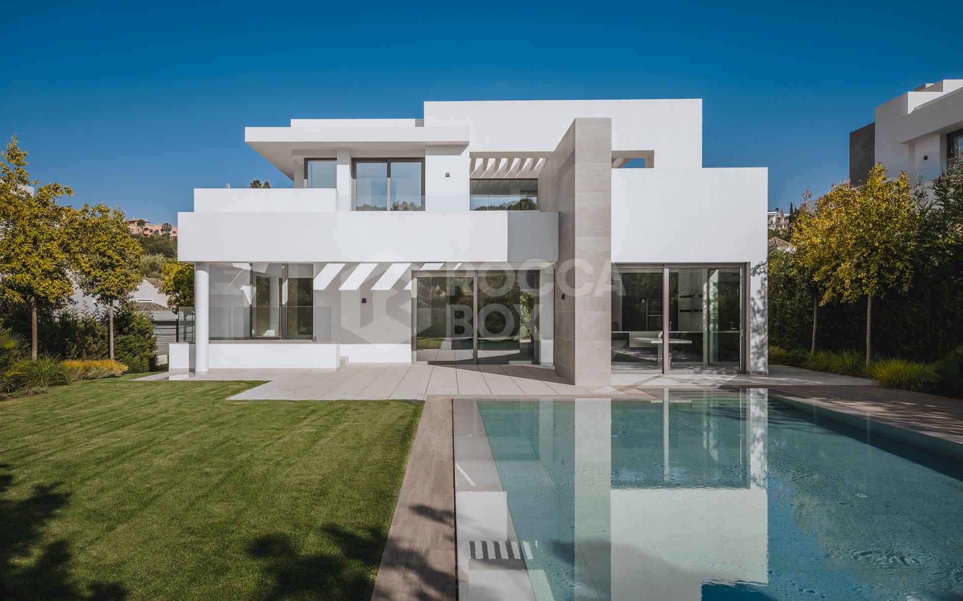 Modern Luxury Villa in El Paraíso, New Golden Mile