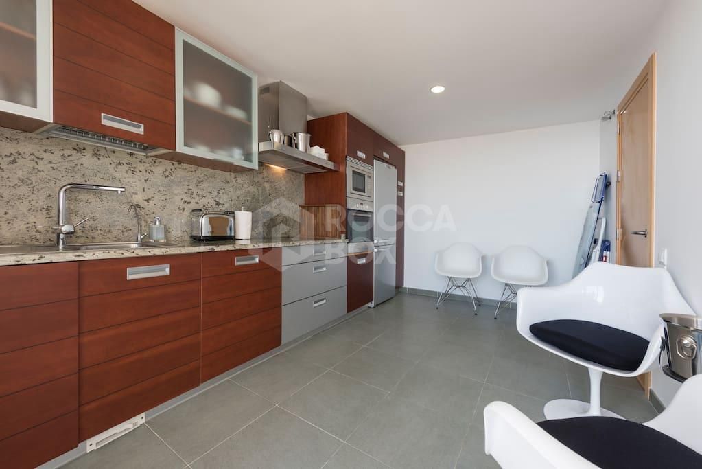 Luxury Duplex Available With Stunning Sea Views