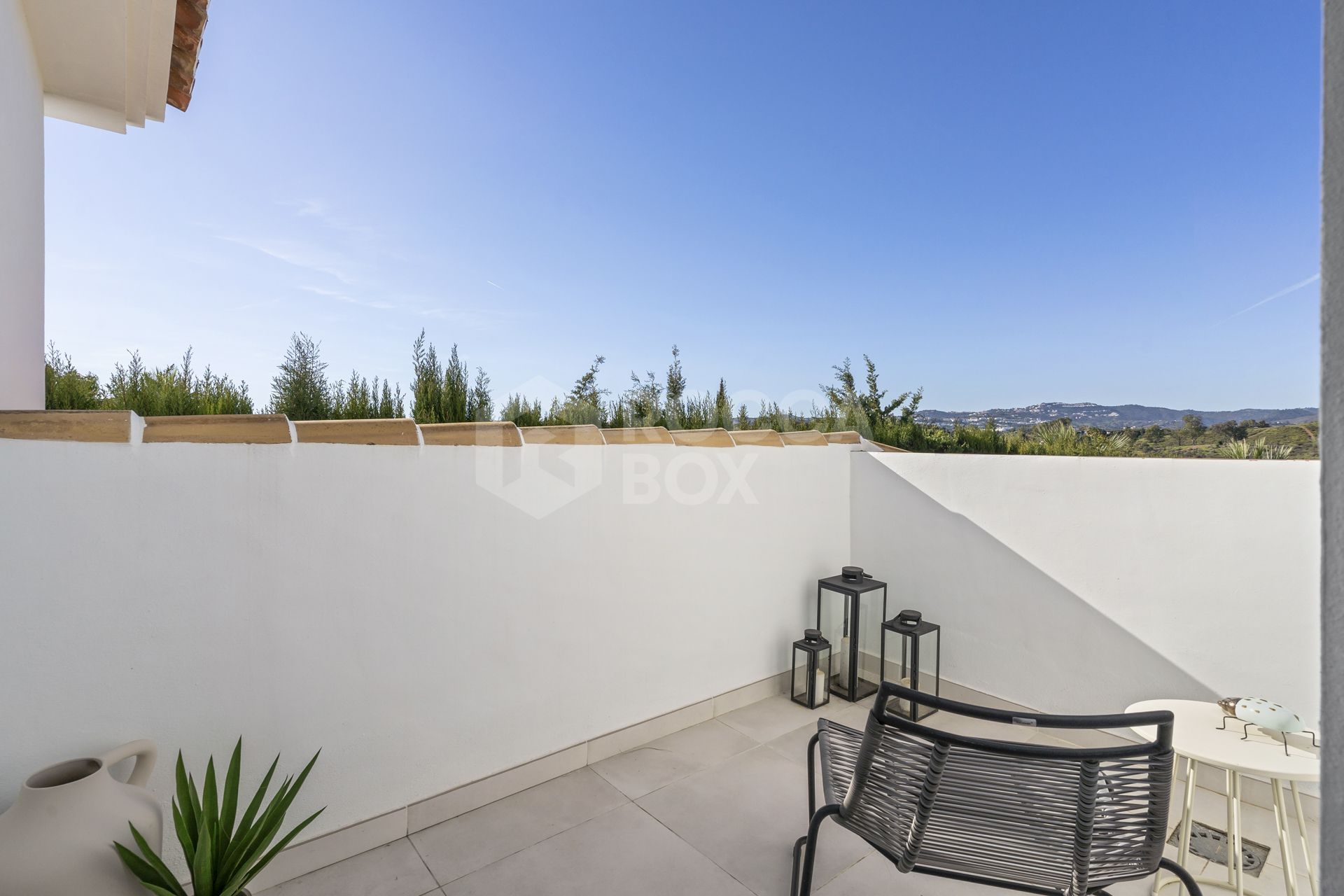 Sun-Drenched Andalusian Retreat with Modern Comforts in Mijas Golf