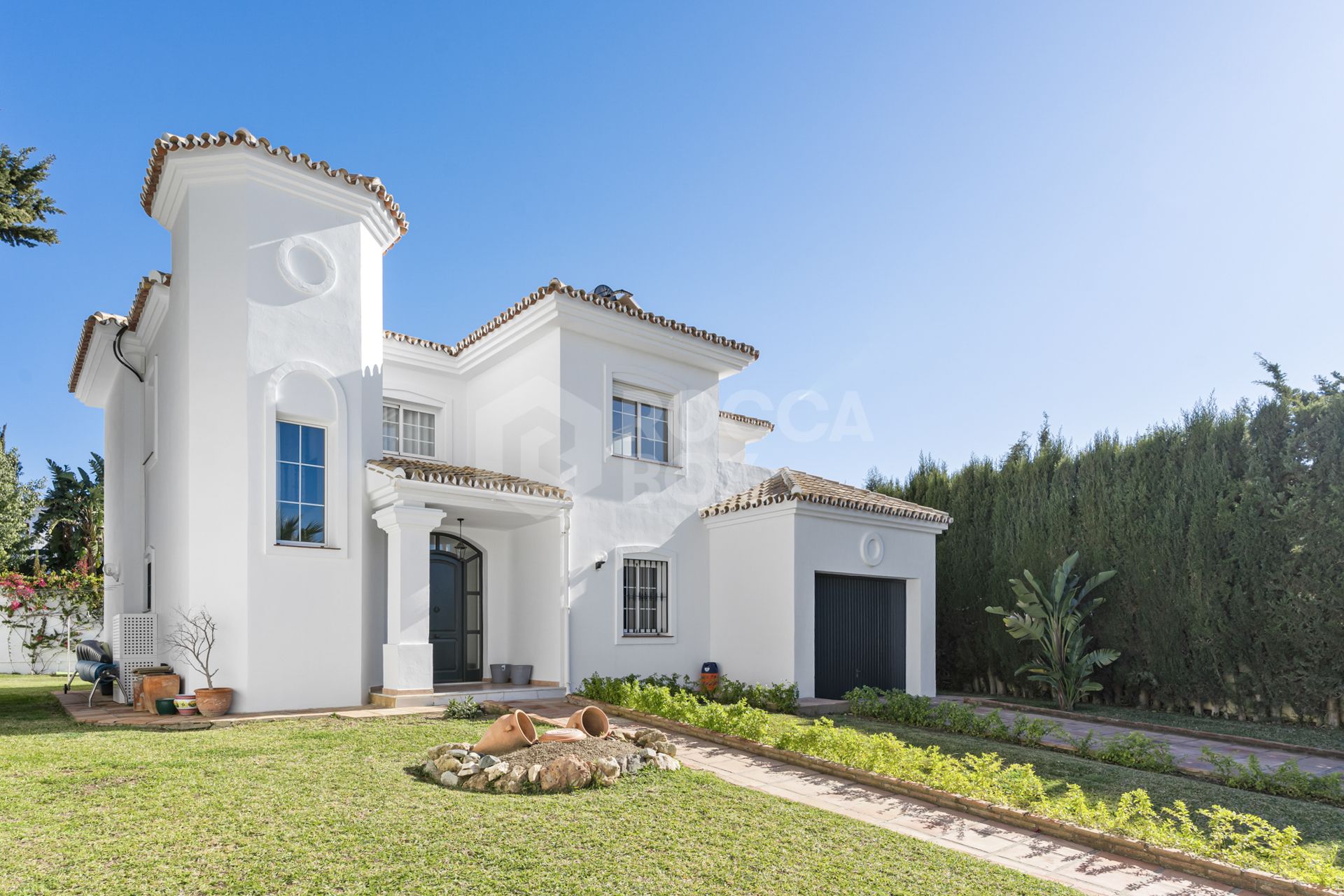 Sun-Drenched Andalusian Retreat with Modern Comforts in Mijas Golf