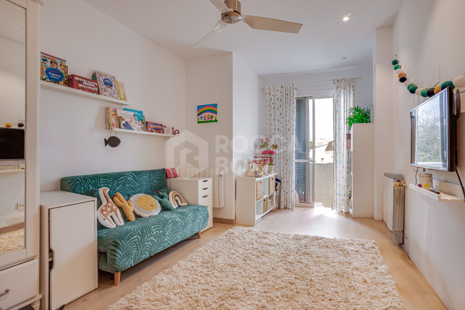 Charming Three-Bedroom Villa in Marbella with Private Pool and Garden