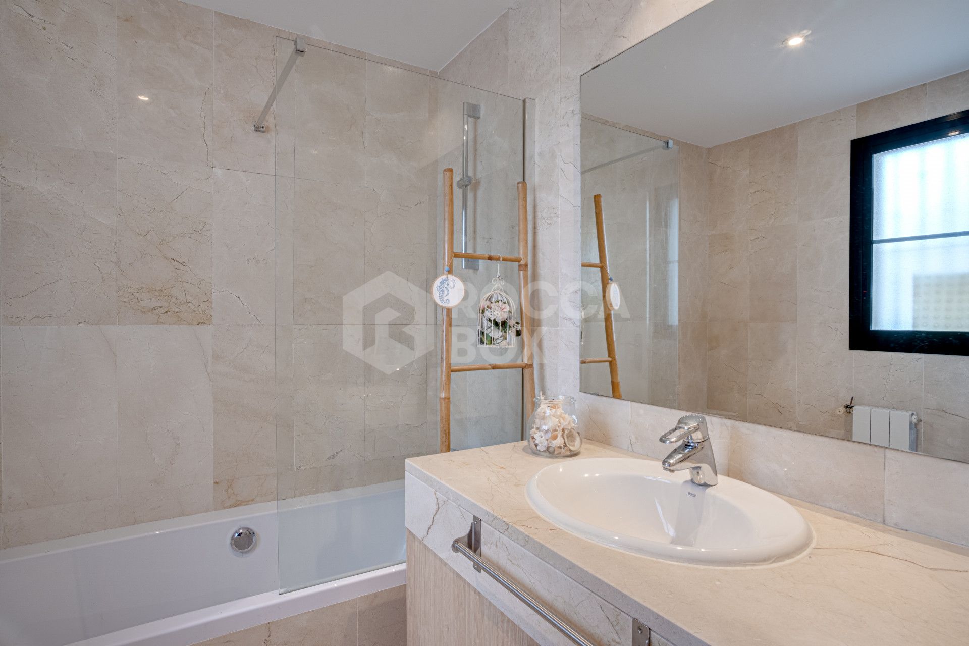 Charming Three-Bedroom Villa in Marbella with Private Pool and Garden