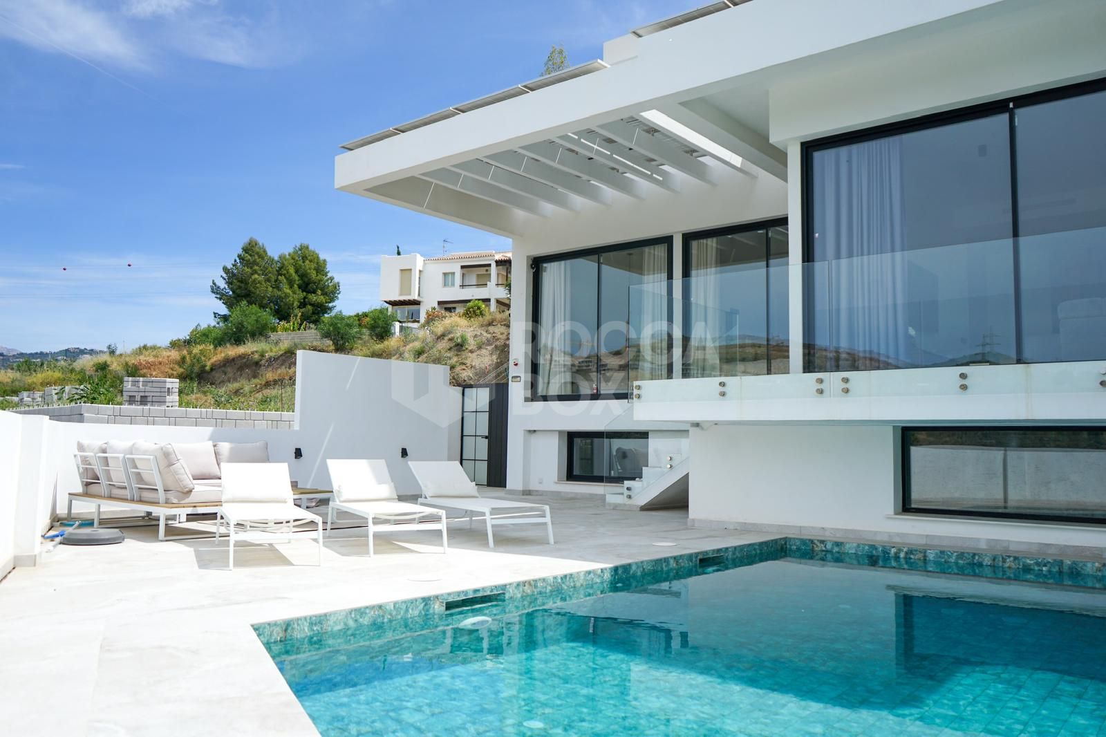 Elegant Villa with Panoramic Views on the Costa del Sol