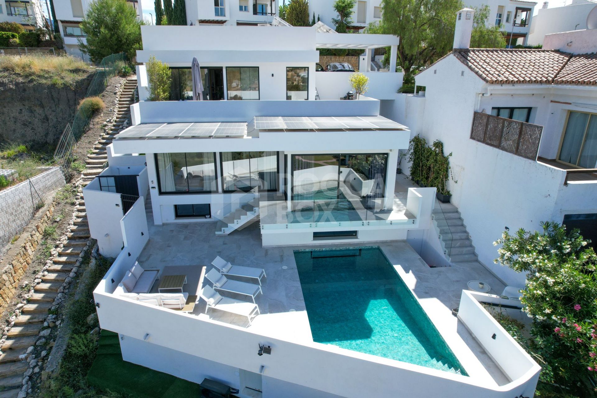 Elegant Villa with Panoramic Views on the Costa del Sol