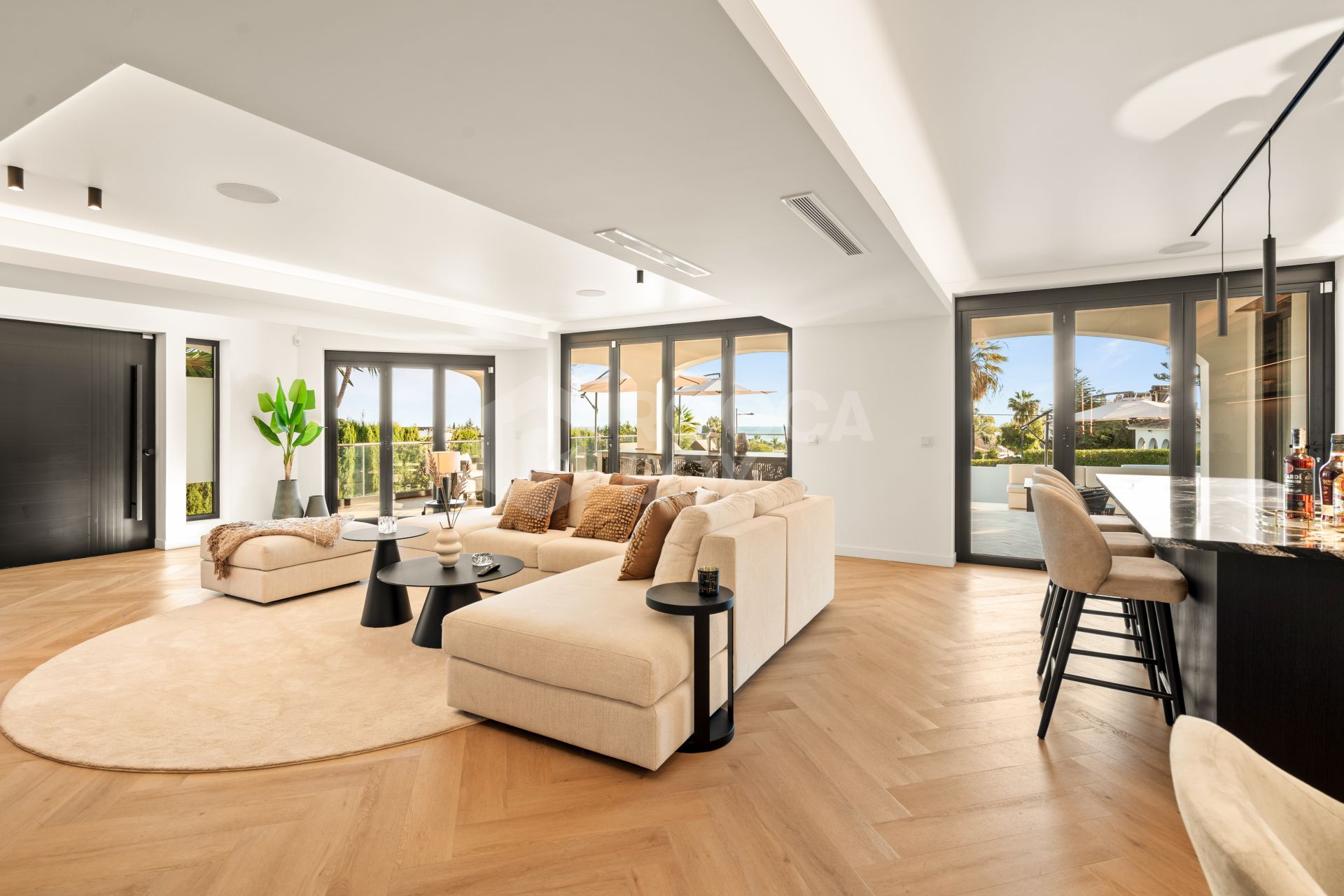 Luxury 7-Bedroom Villa with Infinity Pool in Marbella