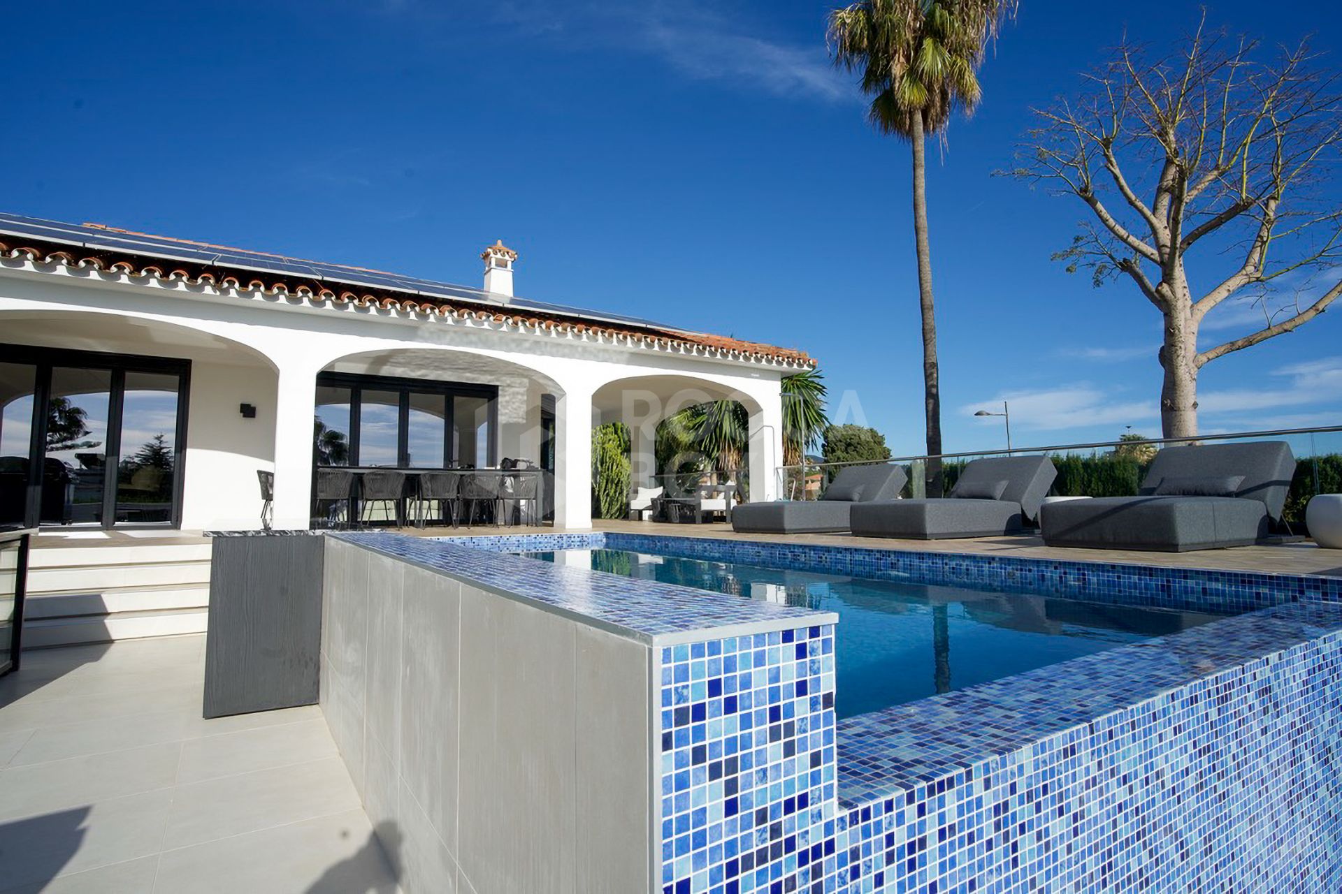 Luxury 7-Bedroom Villa with Infinity Pool in Marbella