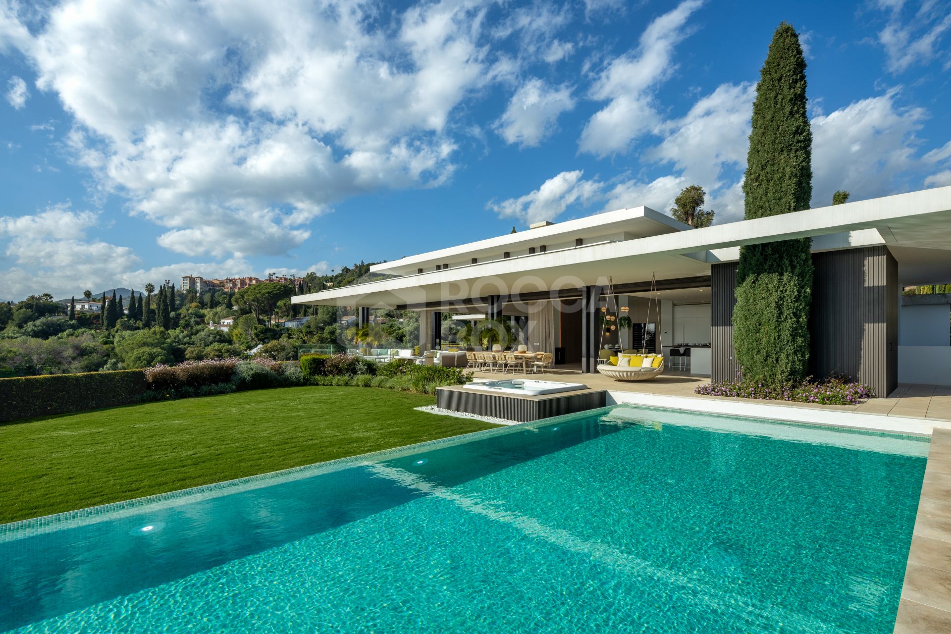 Modern Masterpiece with Unrivaled Views in Costa del Sol