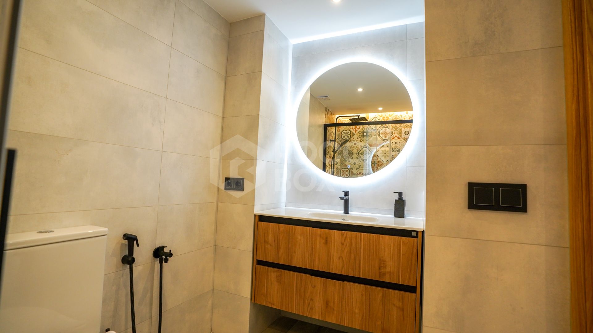 Stunning Renovated 3-Bedroom Apartment in Estepona Pueblo – Steps from the Beach and Marina