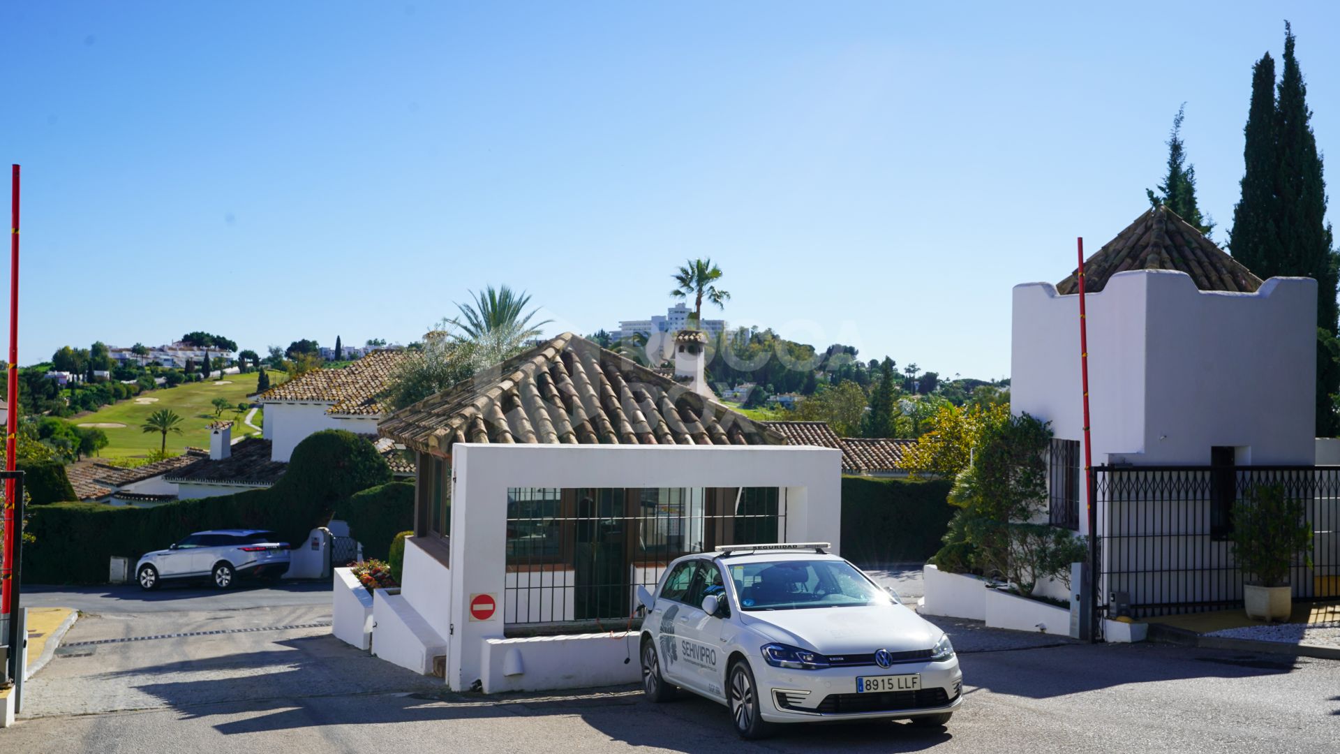 Penthouse in Mirador del Paraiso, Benahavis