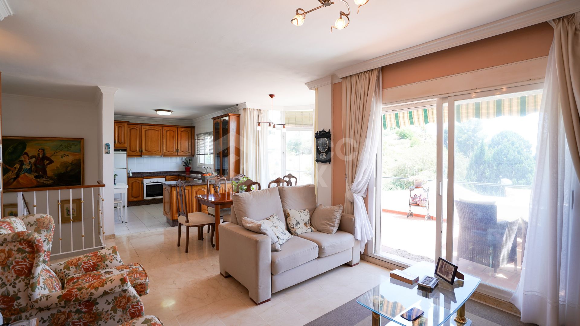 Four-Bedroom Villa with Sea Views in Marbella