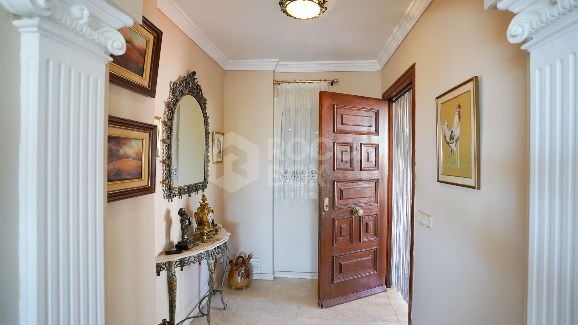 Four-Bedroom Villa with Sea Views in Marbella
