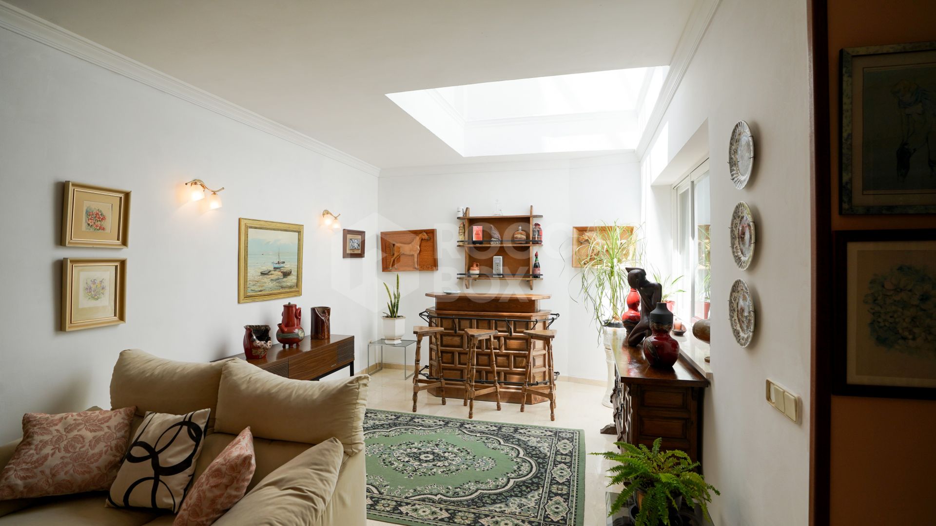 Four-Bedroom Villa with Sea Views in Marbella