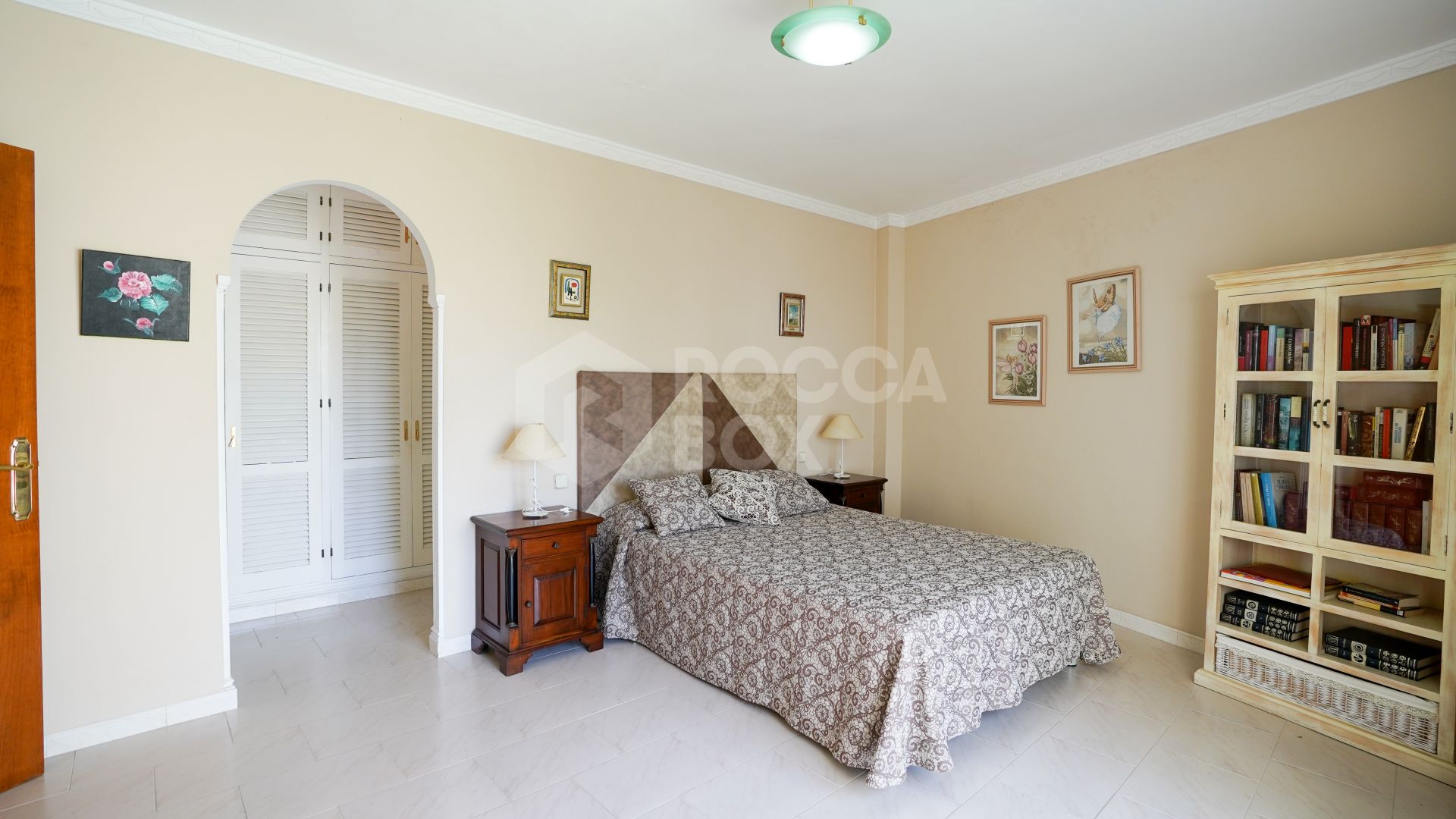 Four-Bedroom Villa with Sea Views in Marbella