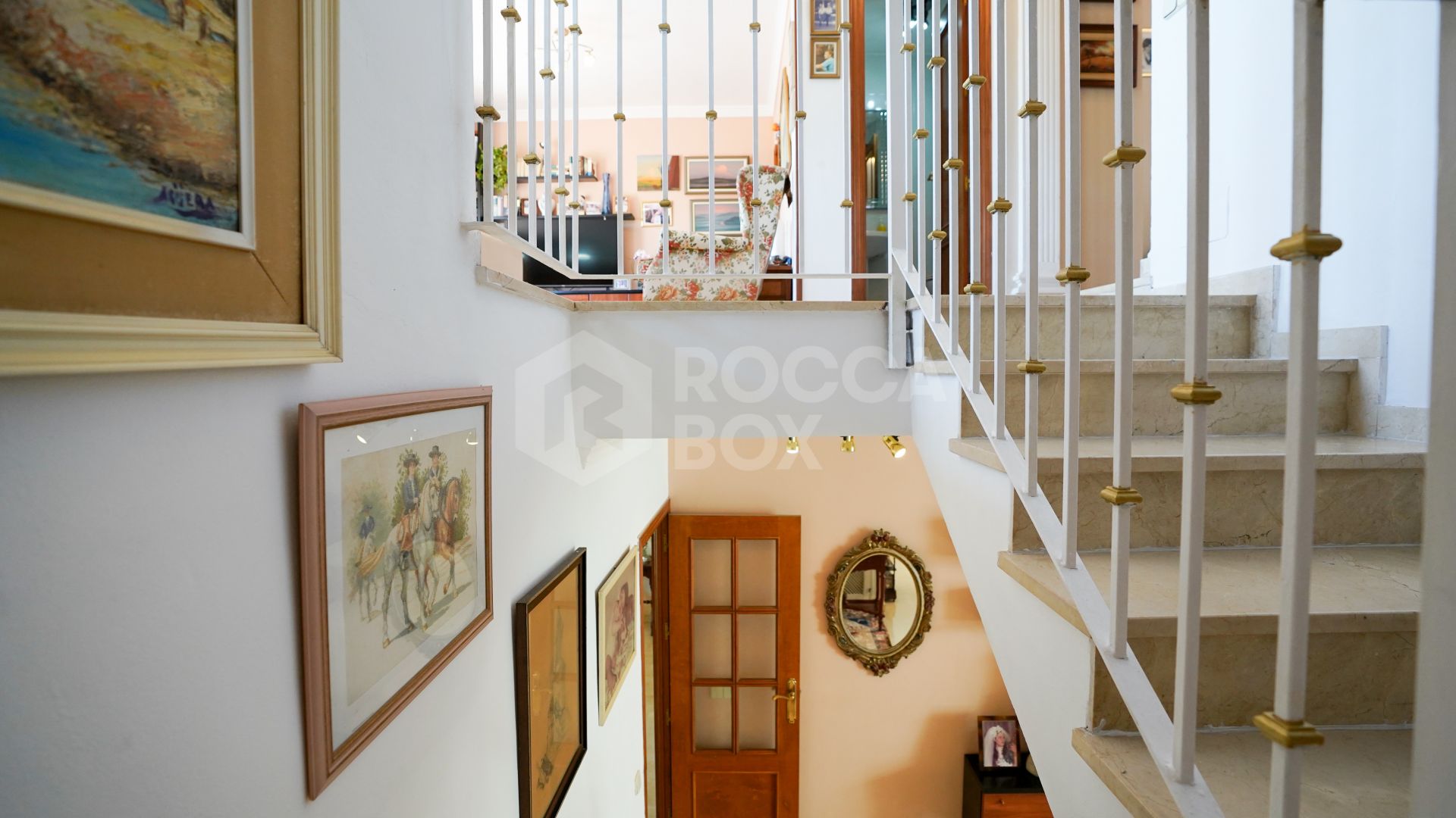 Four-Bedroom Villa with Sea Views in Marbella