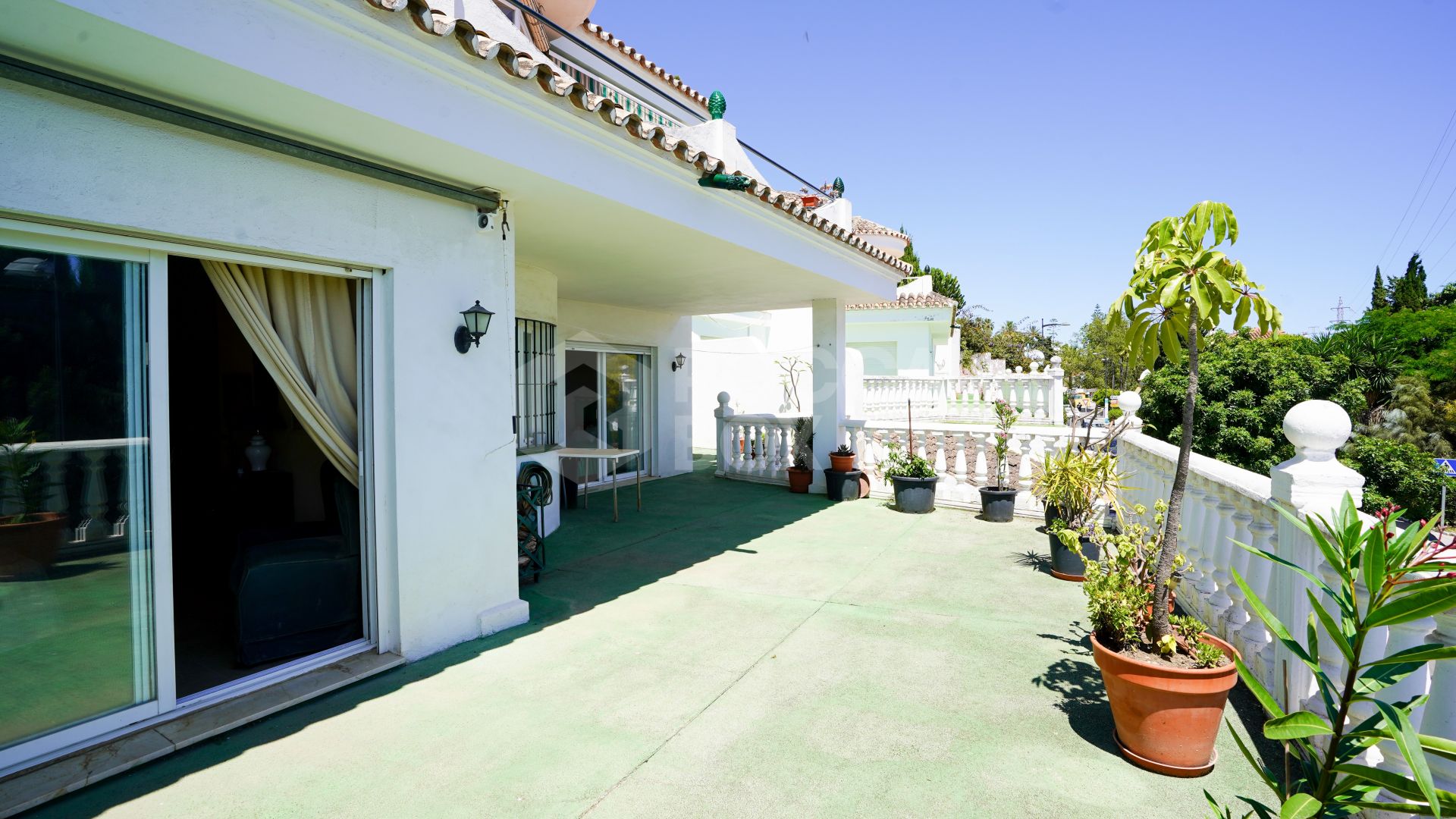 Four-Bedroom Villa with Sea Views in Marbella