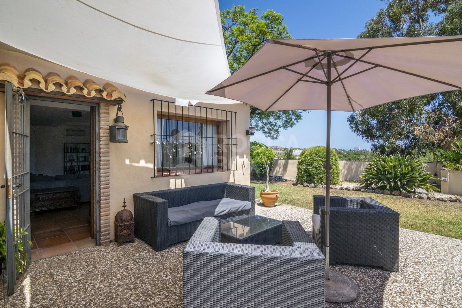 Charming Villa with Sea & Mountain Views Near La Zagaleta