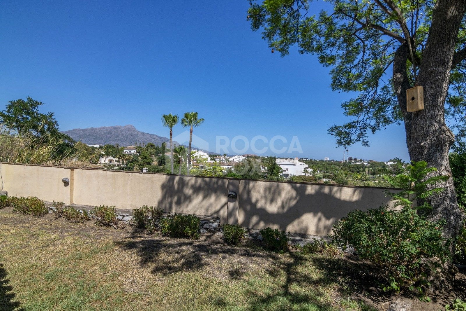 Charming Villa with Sea & Mountain Views Near La Zagaleta