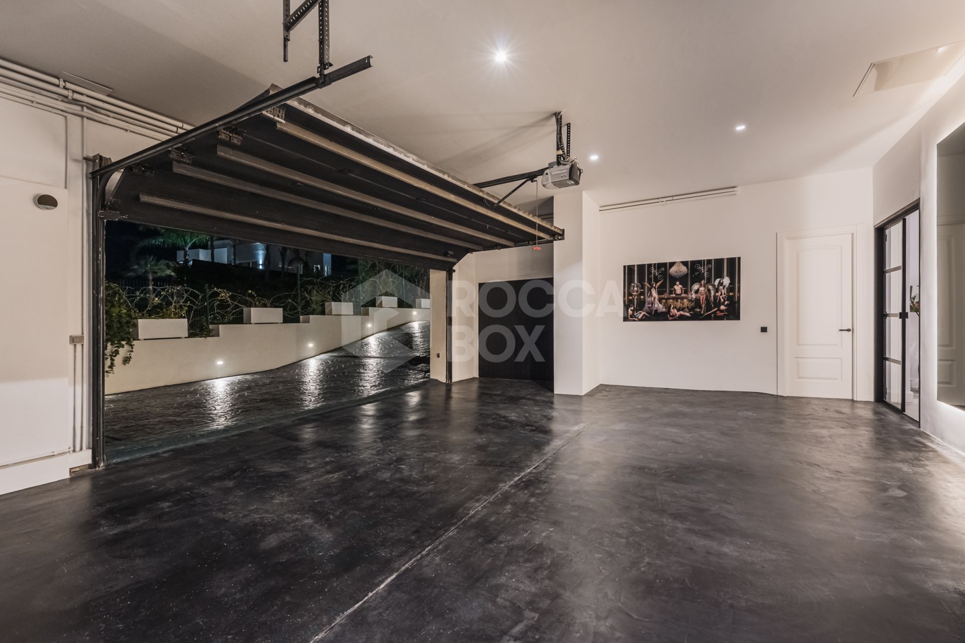 Exquisite Family Estate in Los Flamingos with Panoramic Views