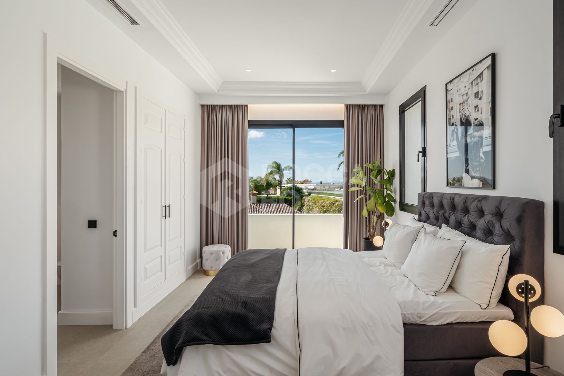 Exquisite Family Estate in Los Flamingos with Panoramic Views